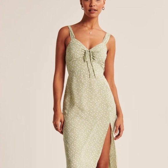 Abercrombie & Fitch Dresses & Skirts - Abercrombie & Fitch Slip Dress M Green Floral Midi Smocked Dainty Slit M Cottage